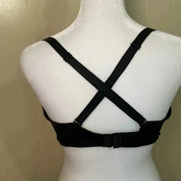 Calvin Klein Black Wireless Convertible Strap Bra in Size Large. - Picture 4 of 8